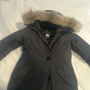 Canada Goose Parka. Graphite. Women's small